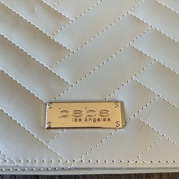 Bebe Sophia quilted crossbody quilted bag with gold detail - Picture 6 of 14